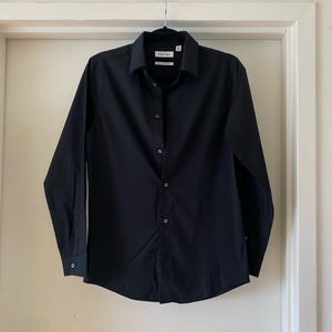 CALVIN KLEIN BOYS DRESS SHIRT 18